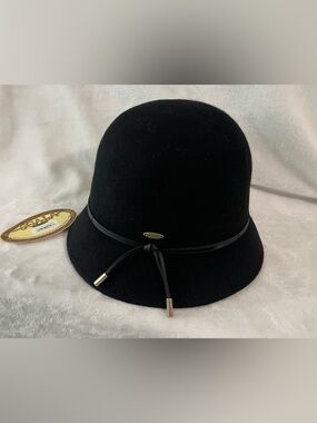 NWT Scala cloche hat black 100% wool handmade one size wide brim bucket 20’s